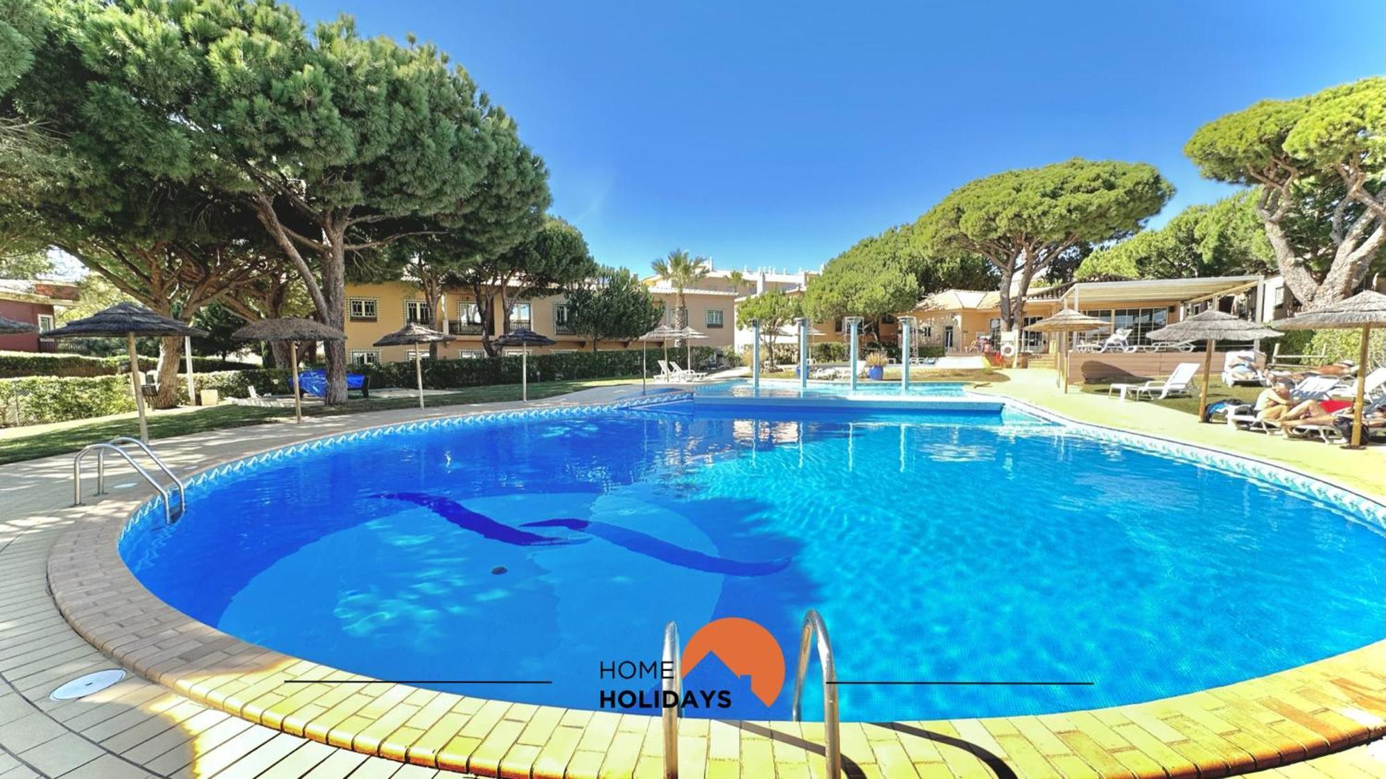#272 Pedra Dos Bicos J By Holidays Apartamento *